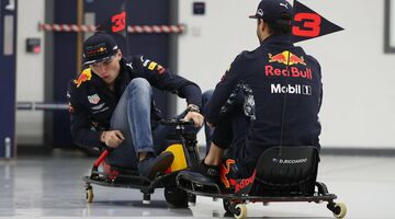 Видео: Ферстаппен и Риккардо устроили веселые гонки на базе Red Bull
