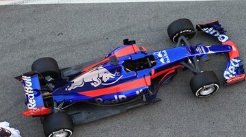 Toro Rosso проведет презентацию новой машины в первый день тестов