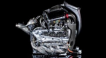 Toro Rosso: Двигатель Honda не взорвался и завелся с первого раза!