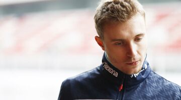 Видео: Обращение болельщиков Формулы 1 к Сергею Сироткину