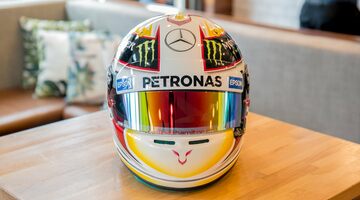 Представлен прототип шлема гонщика Формулы 1 для 2019 года