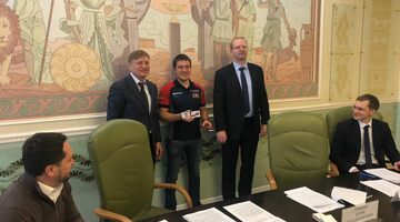 Сергей Карякин признан мастером спорта международного класса