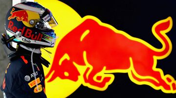 Официально: Даниэль Риккардо переходит из Red Bull в Renault