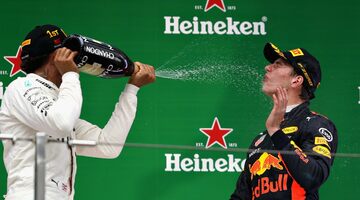 Льюис Хэмилтон ожидает борьбы с Red Bull Racing в следующем сезоне