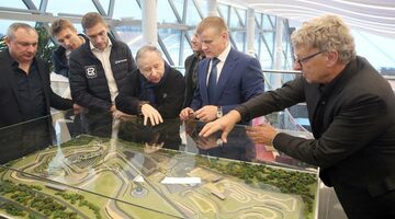Жан Тодт посетил новую трассу Игора под Санкт-Петербургом