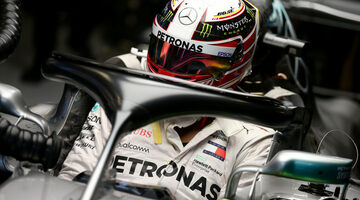 Льюис Хэмилтон прошёл подгонку сиденья для новой машины Mercedes