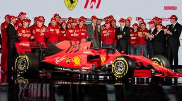 Матовая ливрея Ferrari SF90 поможет снизить массу машины