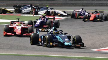 Николя Латифи начал новый сезон Формулы 2 с победы