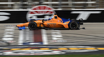 Фернандо Алонсо провёл частные тесты на овале Texas Motor Speedway