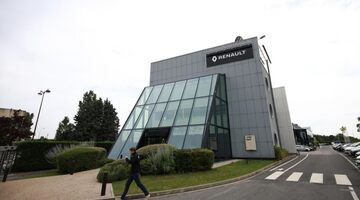 Renault реформирует управленческую структуру