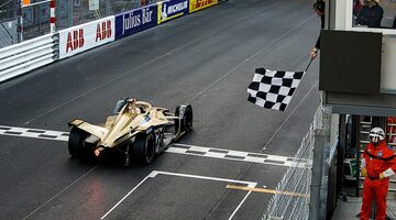 Жан-Эрик Вернь победил в гонке Формулы E в Монако