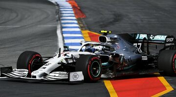 В FIA разъяснили правила прохождения первого и последнего поворотов