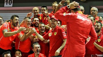 Мика Хаккинен: В Ferrari понимали, что победа нужнее Феттелю