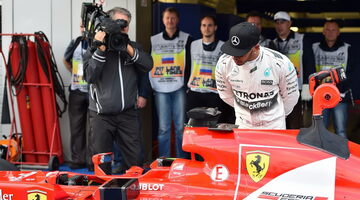 Льюис Хэмилтон: Приятно впервые за 13 лет получить комплимент от Ferrari