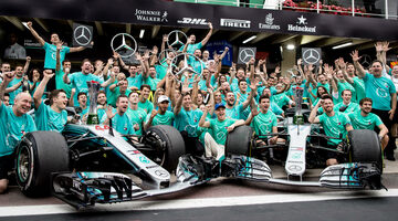 Источник: Mercedes не собирается уходить из Формулы 1