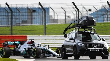 Видео: Mercedes проводит обкатку W11 в Сильверстоуне