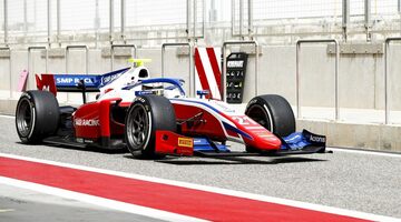 Фото: Машины Формулы 2 на 18-дюймовых шинах