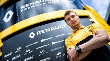 Есть ли у Сергея Сироткина шанс побороться за место в Renault?