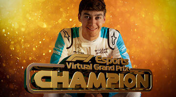 Джордж Рассел завершил победой виртуальный турнир Формулы 1