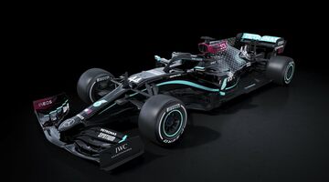 Опрос: Как вам новая раскраска машины Mercedes на сезон-2020?