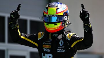 Оскар Пиастри победил в первой гонке Ф3 в Шпильберге, Александр Смоляр – 9-й