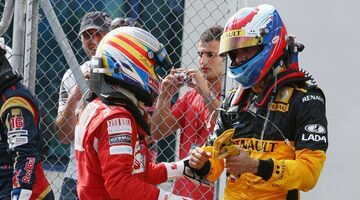 Виталий Петров: Renault и Алонсо могут преподнести сюрприз