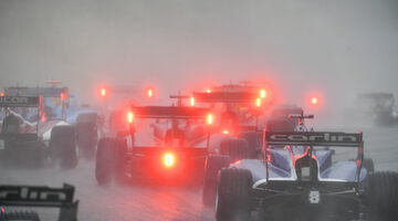 Гонка Формулы 3 на Ред Булл Ринге остановлена из-за ливня