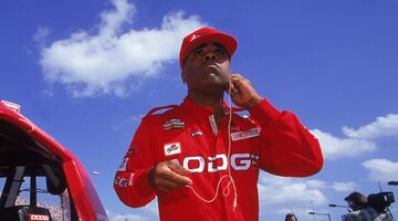 Чернокожий гонщик назвал Джеки Стюарта главным расистом в Формуле 1