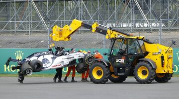 Pirelli нашла причину разрушения колеса на машине Даниила Квята
