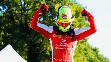 Маттиа Бинотто намекнул на дебют Мика Шумахера в Формуле 1 в 2021 году