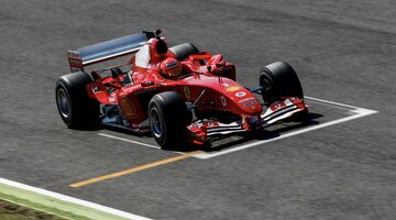Видео: Мик Шумахер за рулем чемпионской машины Ferrari F2004