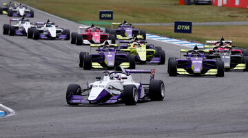 В 2021-м гонки W Series пройдут в рамках восьми этапов Ф1