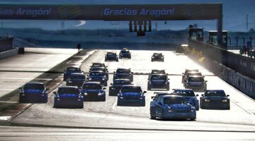Эстебан Геррьери выиграл первую гонку WTCR в Арагоне