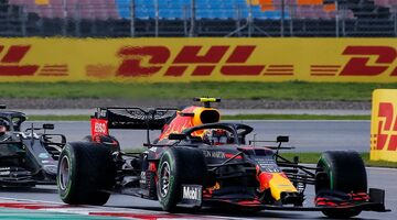 Хельмут Марко: Red Bull не будет давать промежуточную оценку Албону