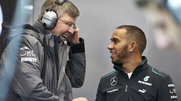 Льюис Хэмилтон назвал ключевой момент переговоров с Mercedes в 2012-м