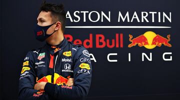 «Это больно». Алекс Албон – о решении Red Bull Racing