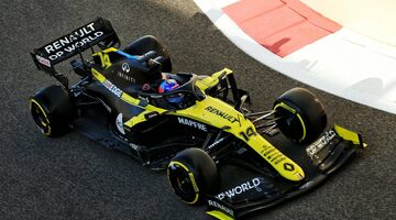 В Renault объяснили, зачем Фернандо Алонсо участвовал в молодежных тестах