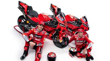 Фото: Ducati представила новый мотоцикл и титульного спонсора