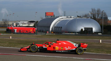 В Ferrari завели мотор новой машины и назначили дату презентаций