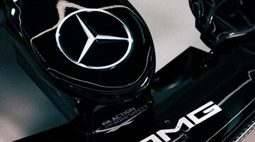 Mercedes показала часть новой машины. Фото