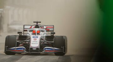 Онлайн-трансляция первого дня предсезонных тестов Формулы 1 в Бахрейне
