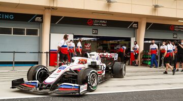 Состав участников второго дня тестов Формулы 1 в Бахрейне