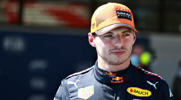 Red Bull Racing оригинально поздравила Макса Ферстаппена с 100-й гонкой за команду