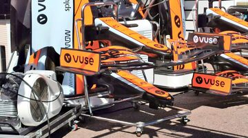 Ливрея машины McLaren на Гран При Монако вживую. Фото