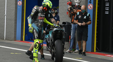 Букмекеры принимают ставки на уход Валентино Росси из MotoGP
