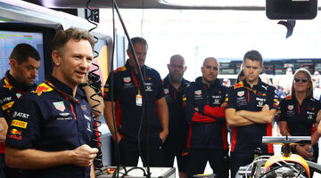 Red Bull Racing подала протест на штраф Льюиса Хэмилтона в Сильверстоуне