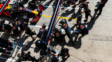 Mercedes и Red Bull Racing заблокировали стандартизацию оборудования для пит-стопов