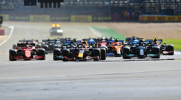 Спринты пройдут на трети этапов Формулы 1 в 2022 году