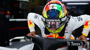 В Red Bull Racing призвали Серхио Переса прибавить в оставшихся гонках сезона