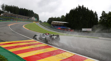 Формула 1 будет бороться с брызгами в дождевых гонках